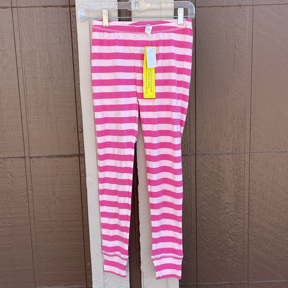 💕Gap Pajamas💕 - Picture 4 of 6